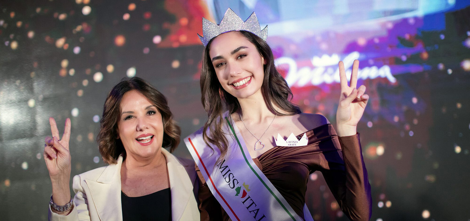 Lavinia Abate è la nuova Miss Italia 2022 🇮🇹💙
